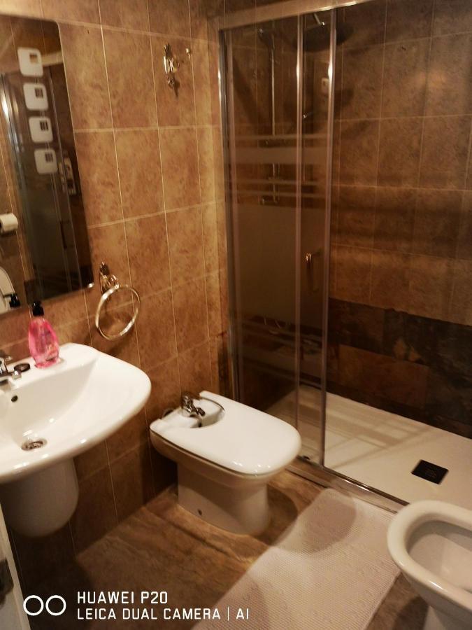 Triana Pura Esencia Apartment Sevilla Bagian luar foto