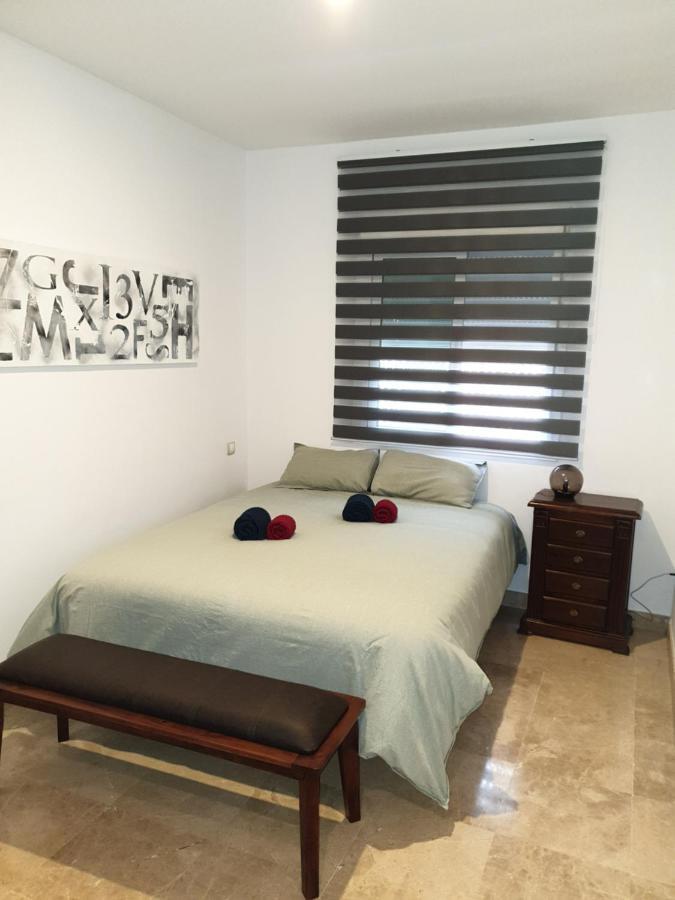 Triana Pura Esencia Apartment Sevilla Bagian luar foto