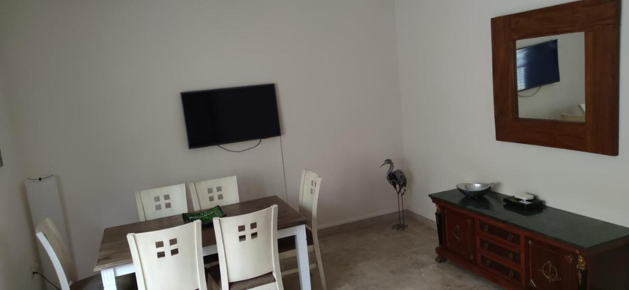 Triana Pura Esencia Apartment Sevilla Bagian luar foto