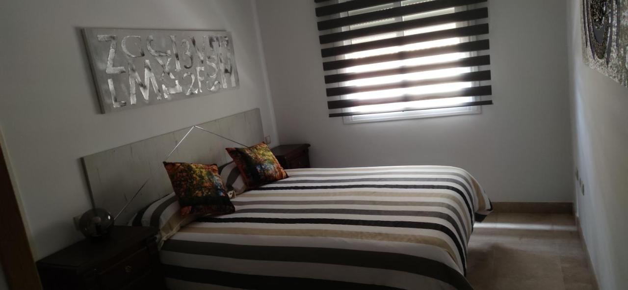 Triana Pura Esencia Apartment Sevilla Bagian luar foto